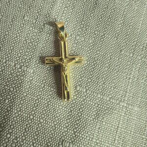 14 Karat Gold Cross Pendant